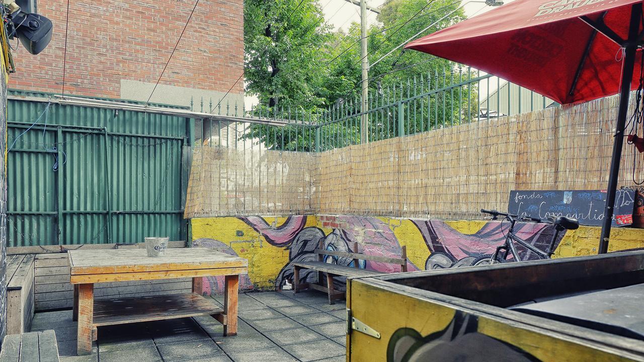 Market Tavern Hostel & Bar Melbourne Exteriör bild
